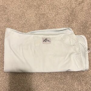 Ollie Baby Swaddle in Light Blue
